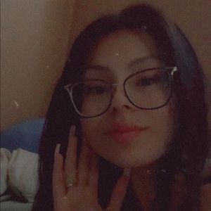 Meet your Posher, Reyna